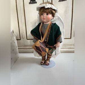 VTG Ashton Drake Galleries Little Drummer Boy Porcelain Doll w/music movement